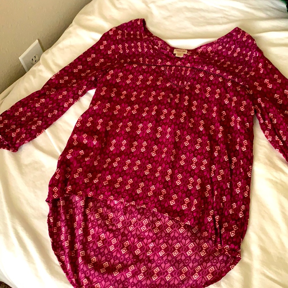 Mossimo  top. - Picture 4 of 7